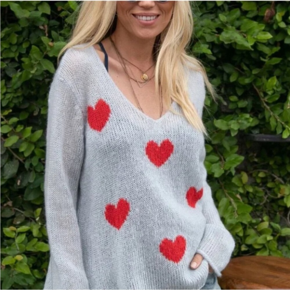 Wooden Ships Light Gray Red Hearts V-Neck Sweater lightweight Mohair wool